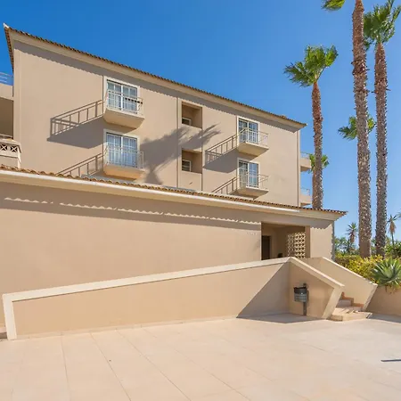 T2 Plaza アパートホテル ポルティマン