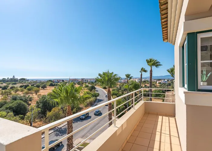 T2 Plaza Appart hôtel 3*