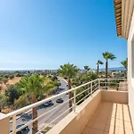 T2 Plaza Apartman *