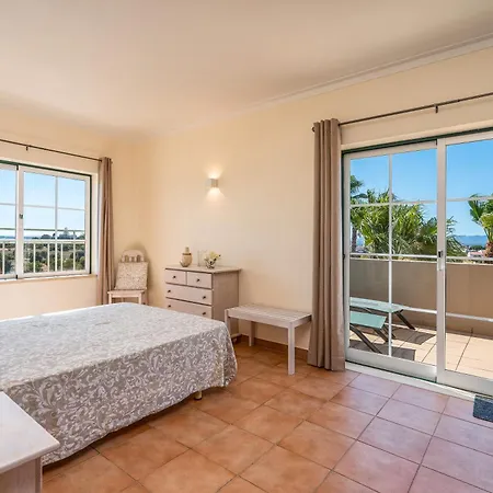 T2 Plaza 3* פורטימאו