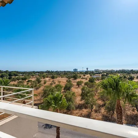 T2 Plaza 3* פורטימאו